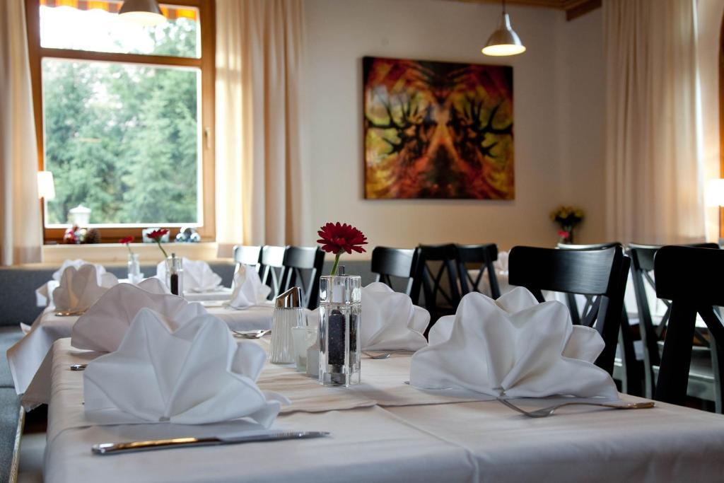 פוך ביי הליין Hotel Gasthof Zum Kirchenwirt מראה חיצוני תמונה