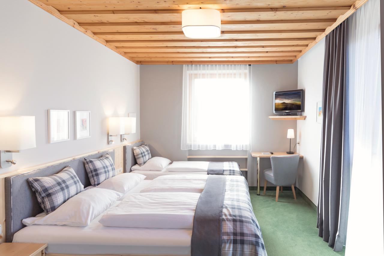 פוך ביי הליין Hotel Gasthof Zum Kirchenwirt מראה חיצוני תמונה
