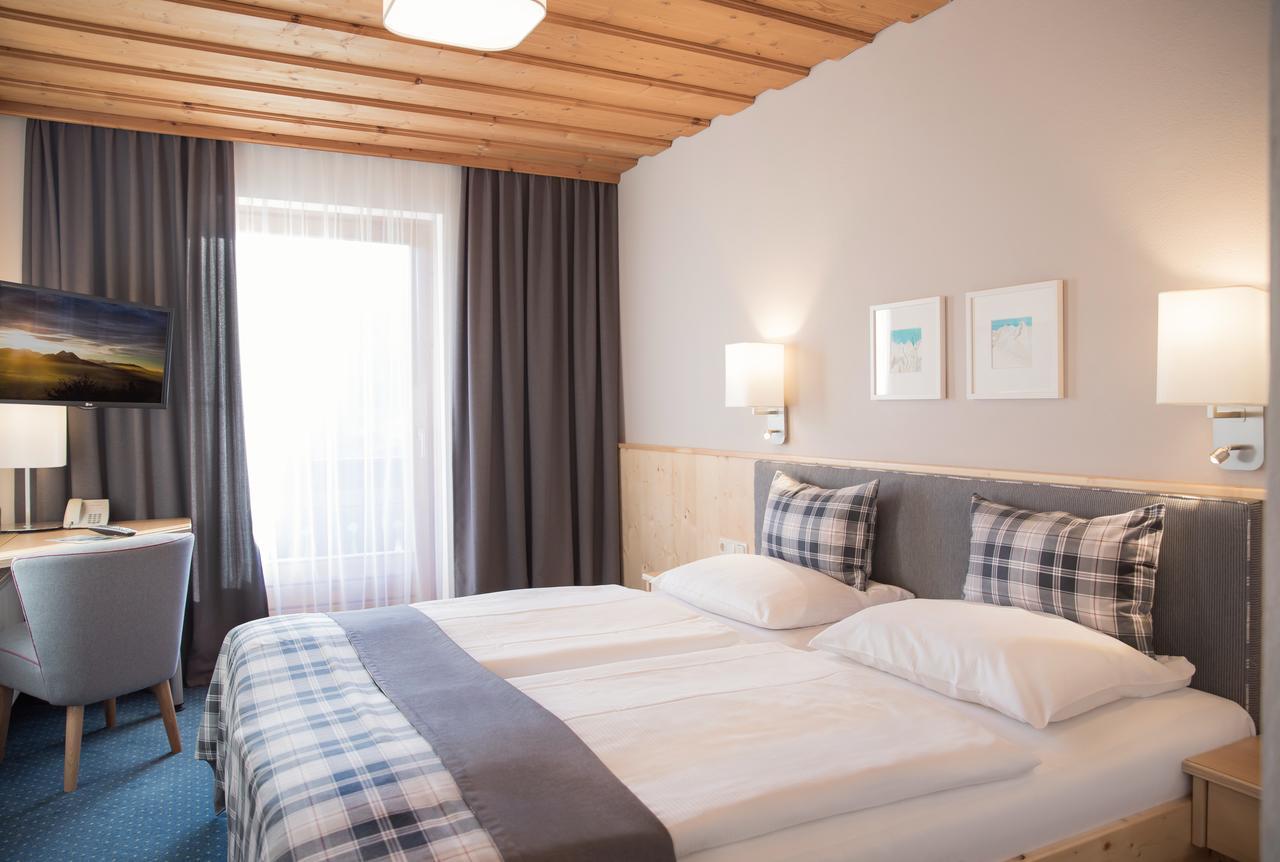 פוך ביי הליין Hotel Gasthof Zum Kirchenwirt מראה חיצוני תמונה