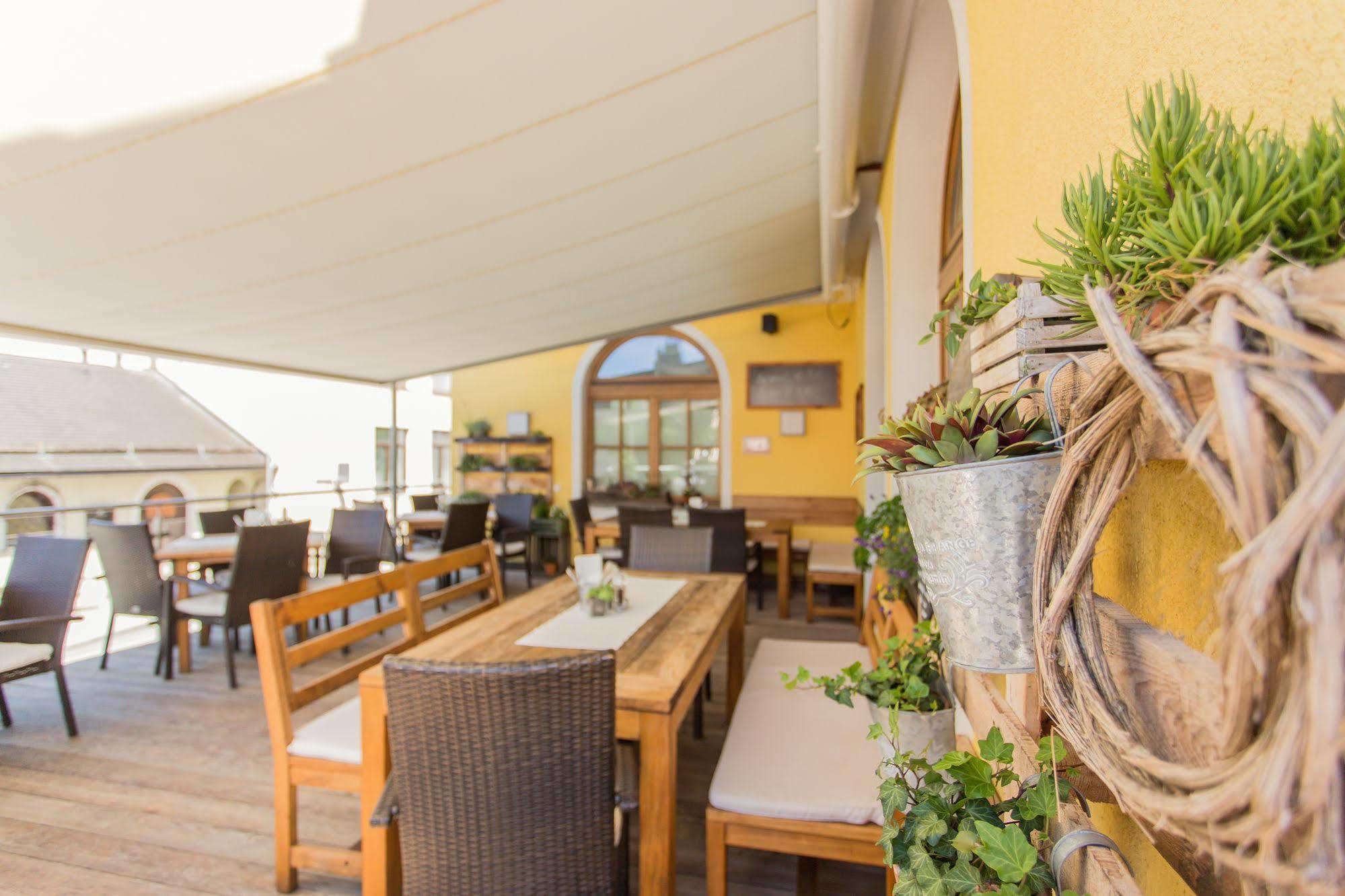 פוך ביי הליין Hotel Gasthof Zum Kirchenwirt מראה חיצוני תמונה